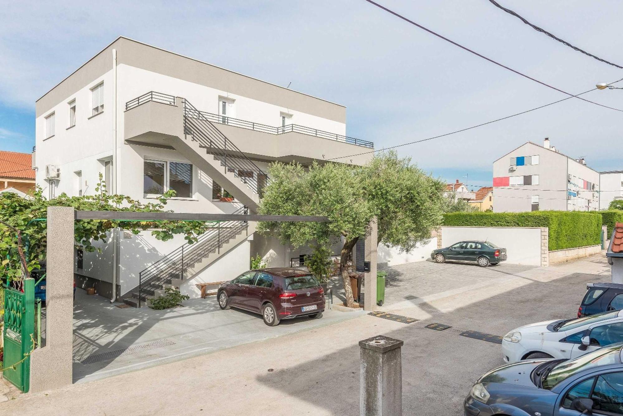 Apartments Villa Odesa With Shared Pool زادار الغرفة الصورة