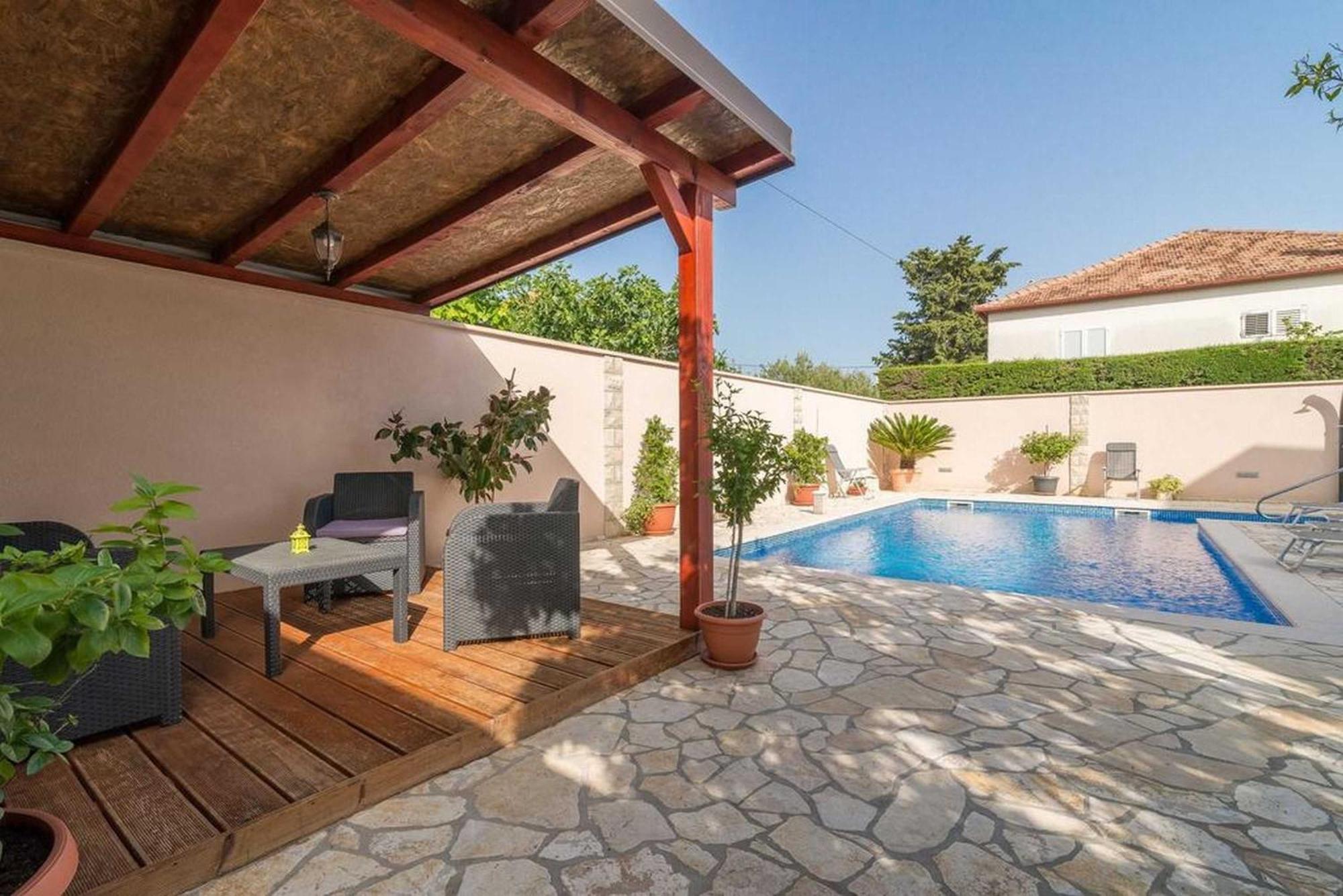 Apartments Villa Odesa With Shared Pool زادار الغرفة الصورة
